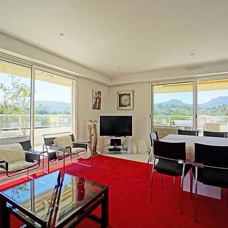 Toit Terrasse Riviera Golf 아파트 망들리유 라 나플